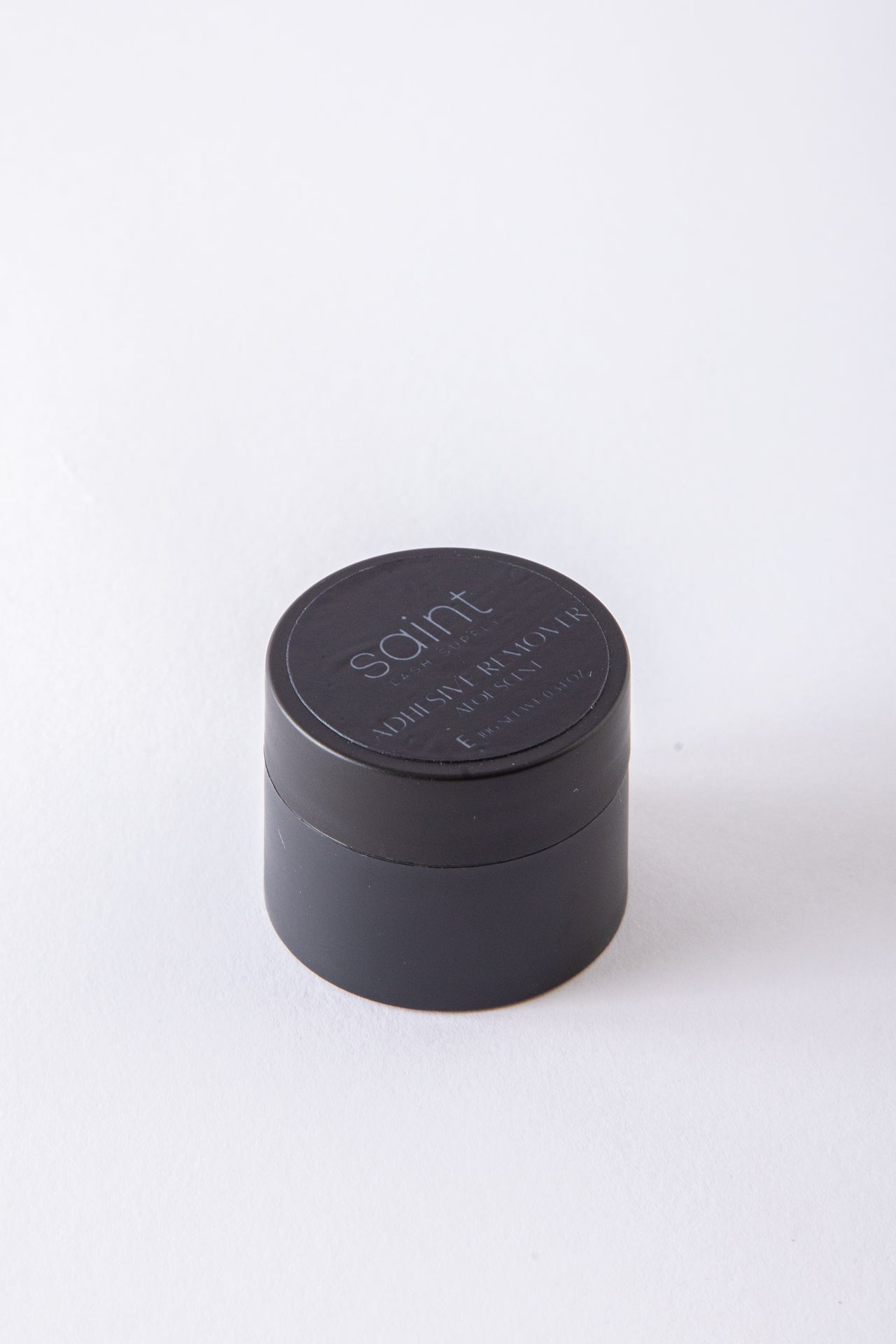 ADHESIVE CREAM REMOVER