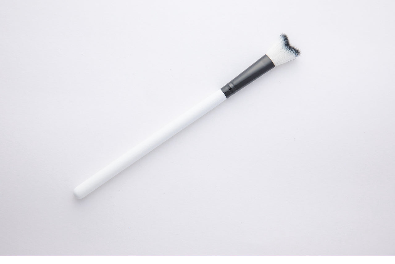 LASH SHAMPOO BRUSH