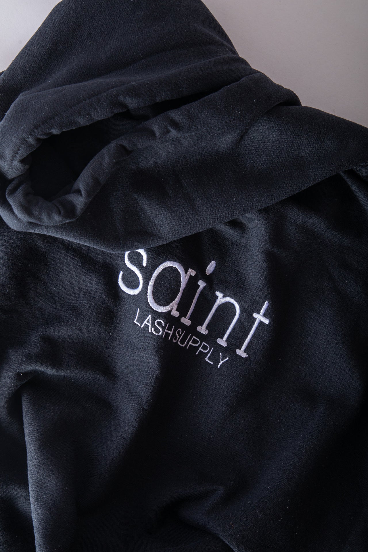 "I DO LASHES" HOODED SWEATSHIRT